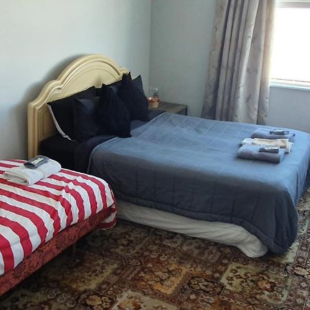 Hotel Motueka Backpackers, Loud Live Music Friday Saturday Nights Eksteriør bilde