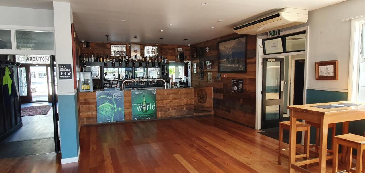 Hotel Motueka Backpackers, Loud Live Music Friday Saturday Nights Eksteriør bilde